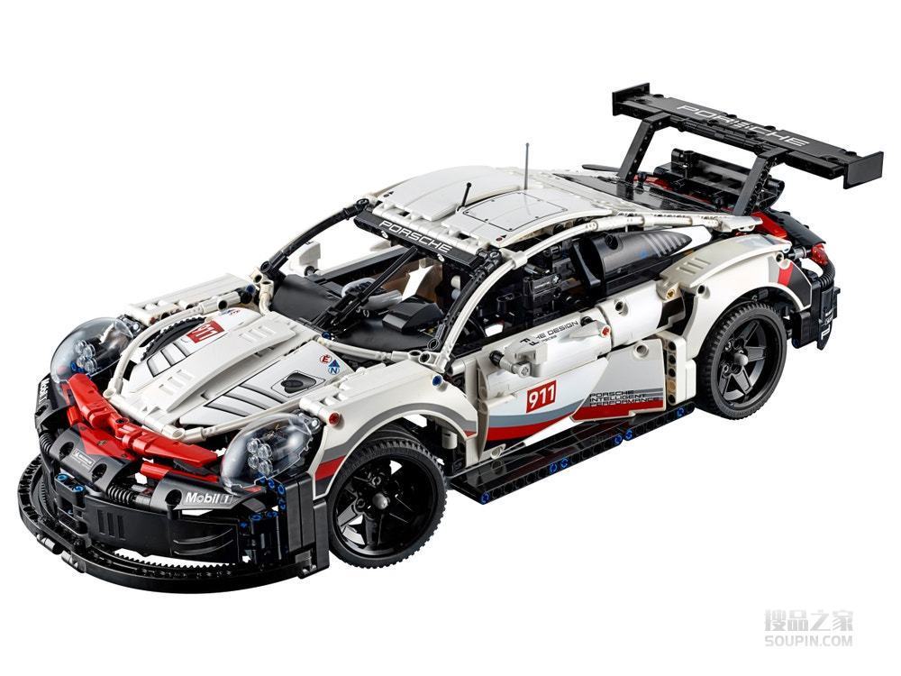 Porsche 911 RSR赛车