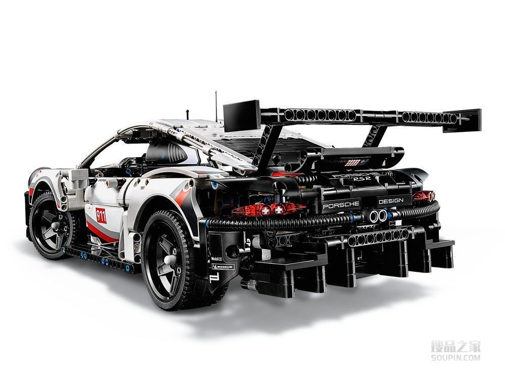 Porsche 911 RSR赛车