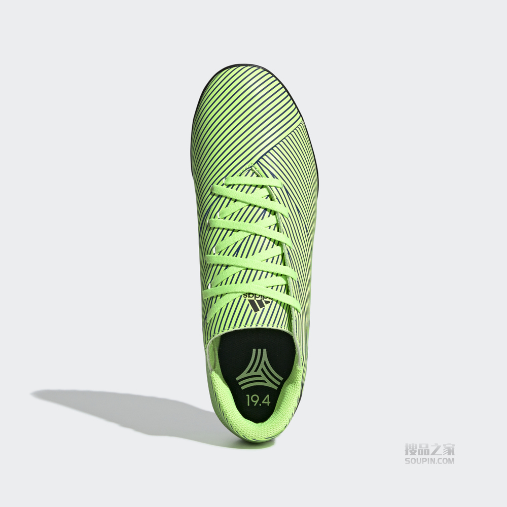 NEMEZIZ 19.4 TF 硬人造草坪足球运动鞋