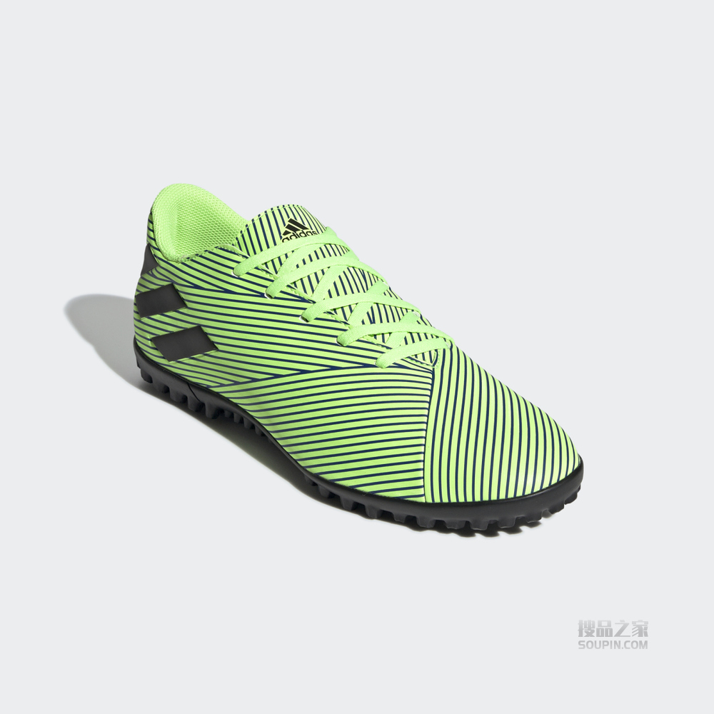 NEMEZIZ 19.4 TF 硬人造草坪足球运动鞋