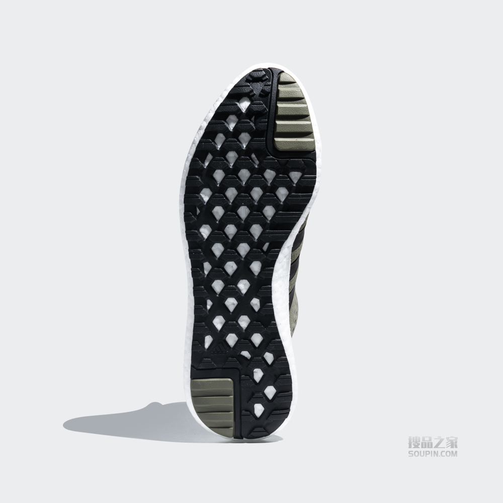 RocketBOOST mid m 跑步运动鞋