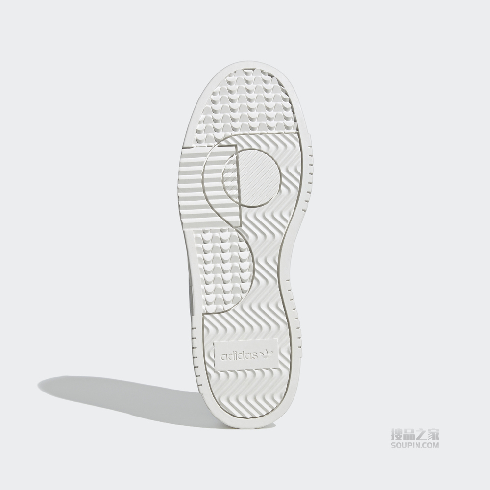 SUPERCOURT 经典运动鞋
