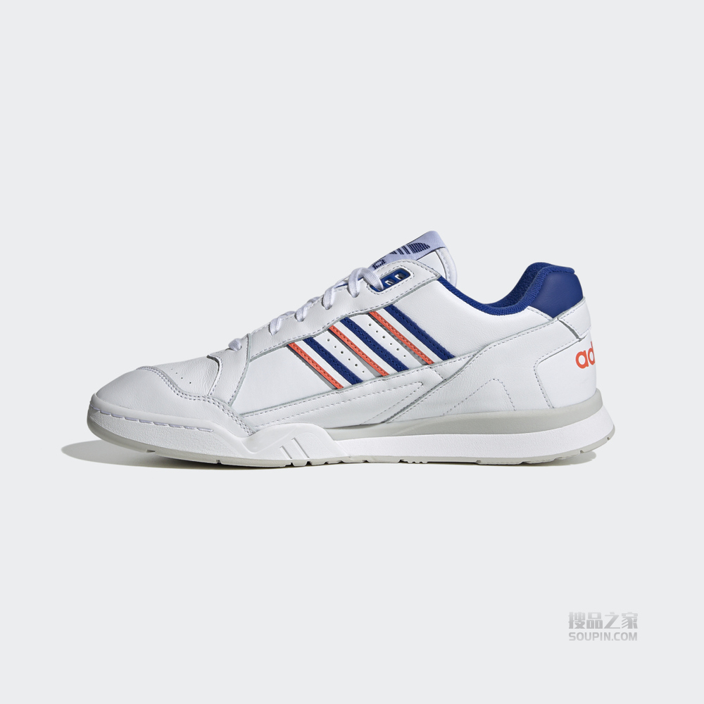 A.R. TRAINER 经典运动鞋