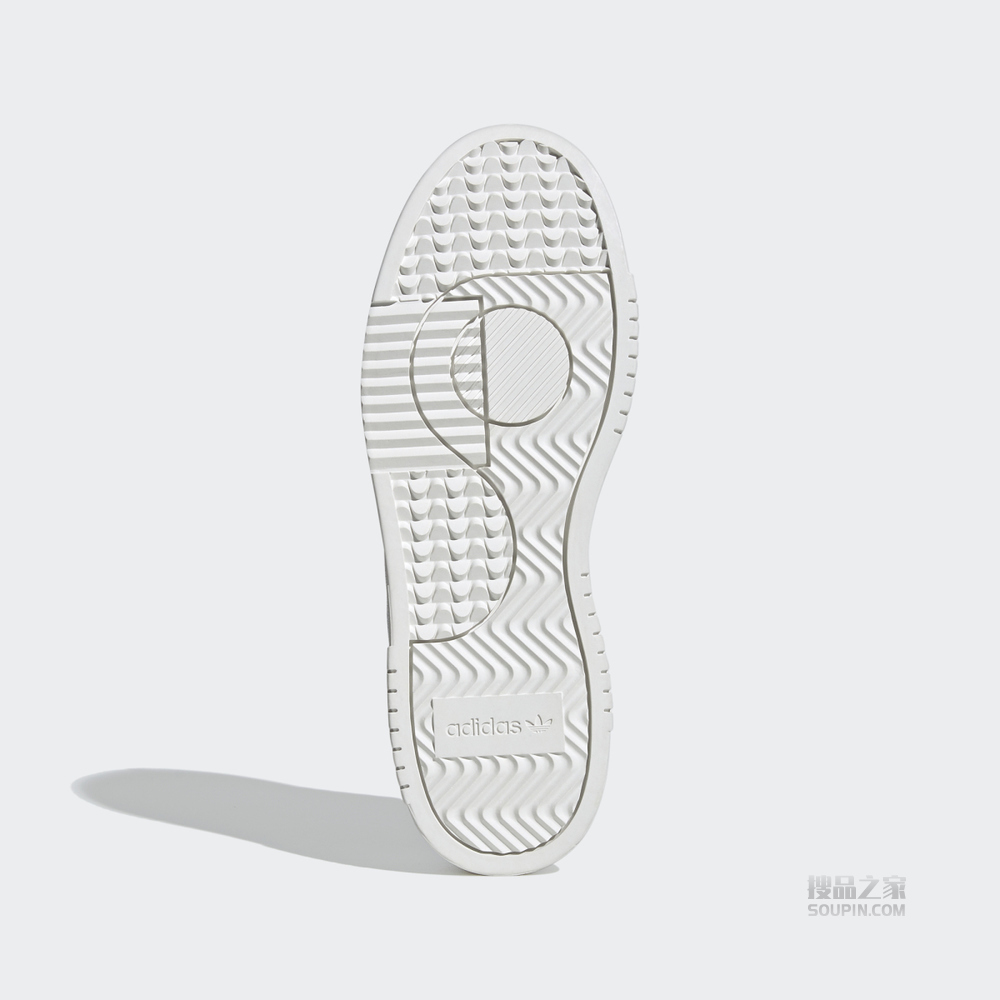 SUPERCOURT 经典运动鞋