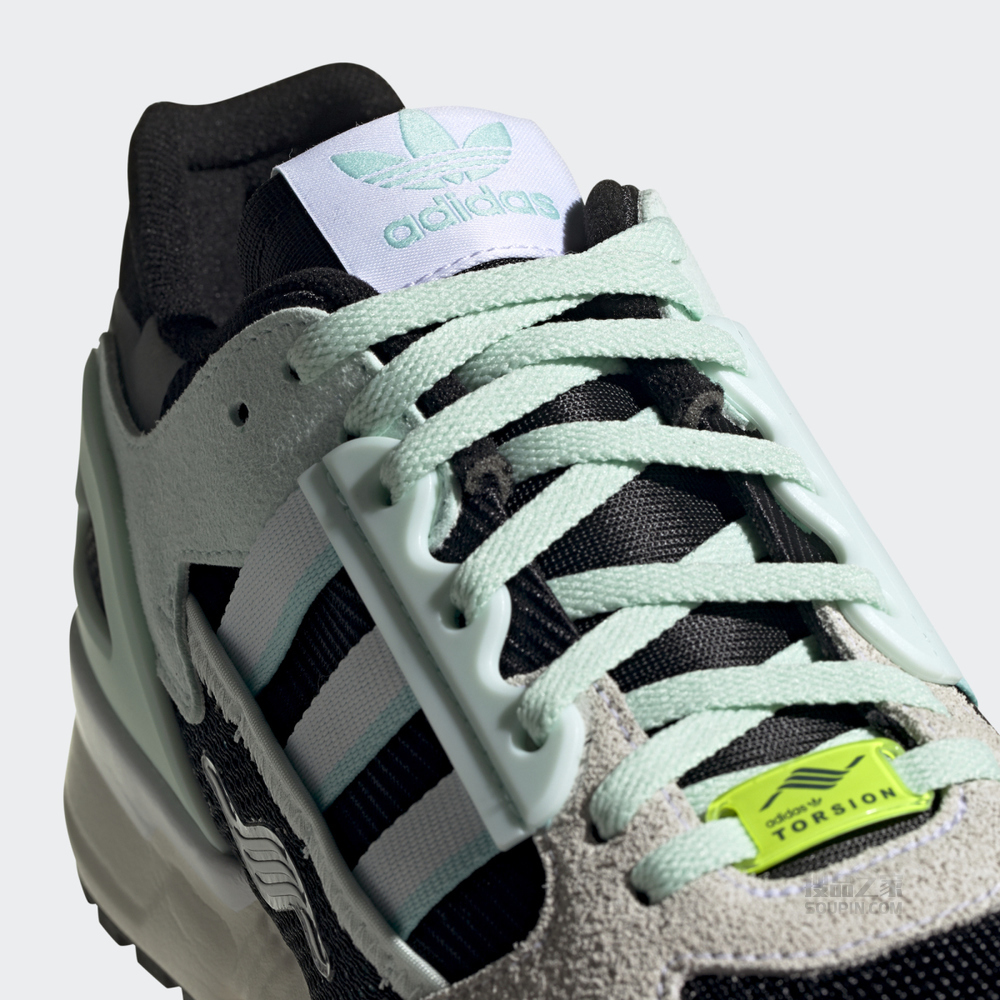 ZX 10000 C 经典运动鞋