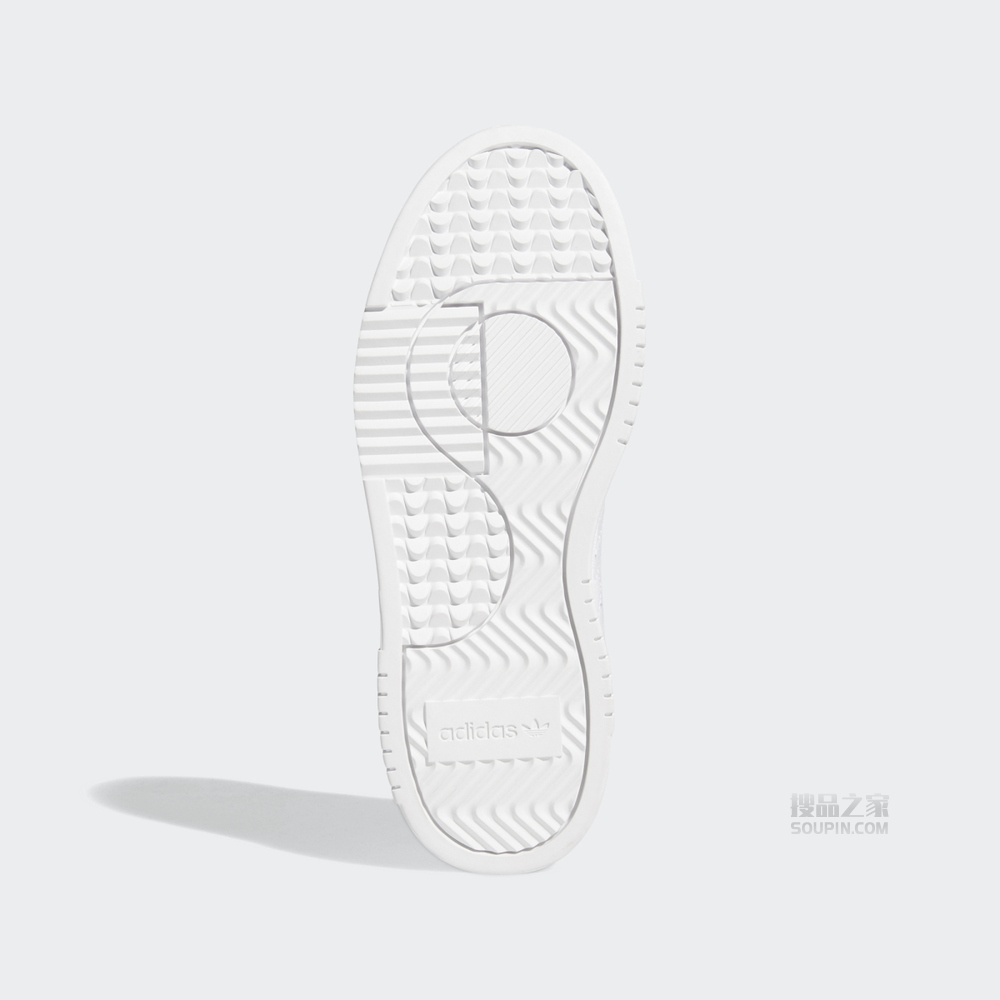 SUPERCOURT W 经典运动鞋
