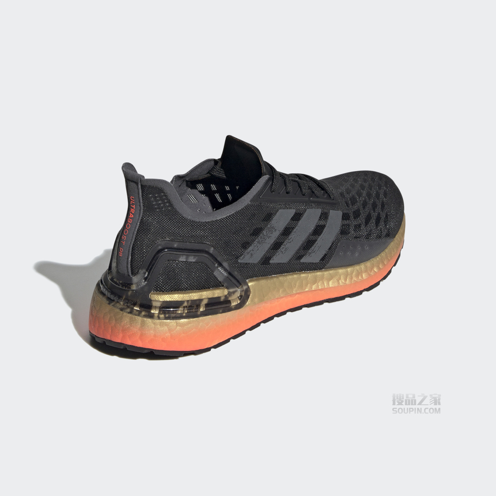 ULTRABOOST PB W 跑步运动鞋