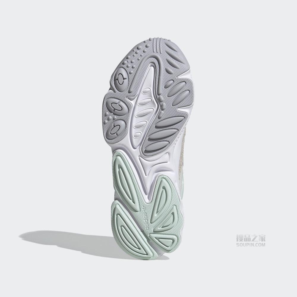 OZWEEGO W 经典运动鞋