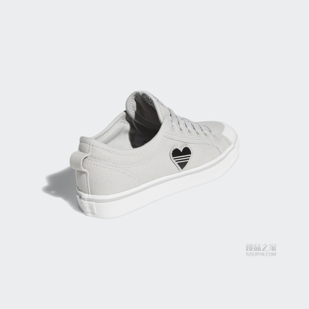 NIZZA TREFOIL W 经典运动鞋