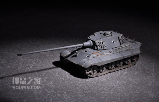 德国虎王坦克(亨舍尔炮塔)-105mm kwk L/65炮管 