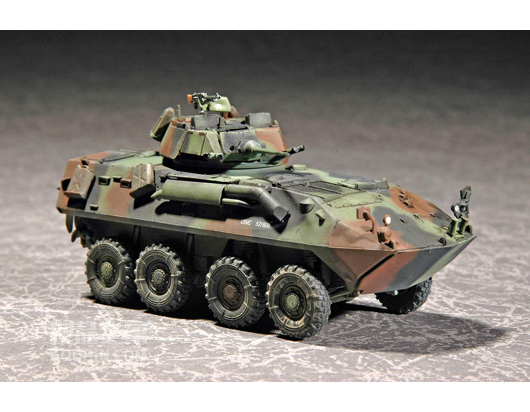 美国海军陆战队 LAV-25轮式装甲车 