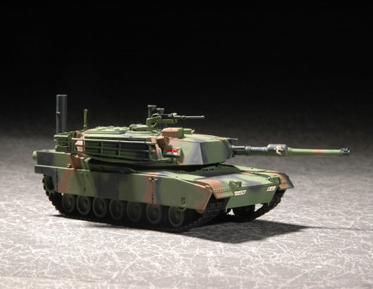 美国M1A1主战坦克 