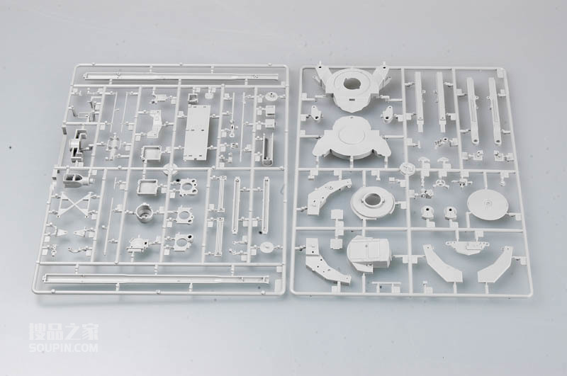 美国M198(155mm)榴弹炮早期型 
