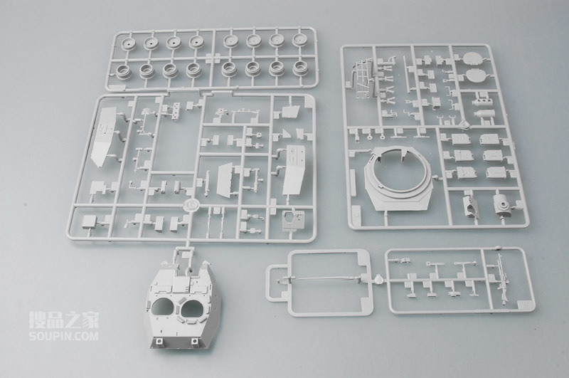 LAV–A2型8x8 轮式装甲车 
