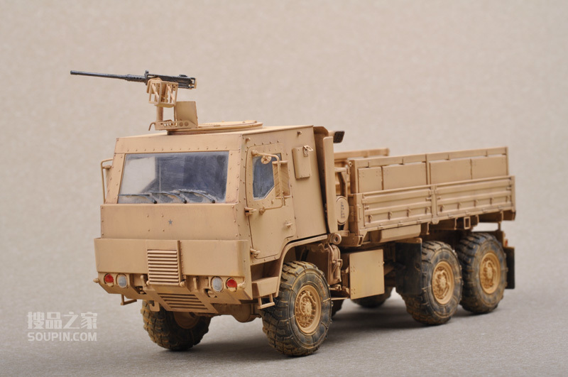 美国M1083战术卡车(装甲驾驶室) 