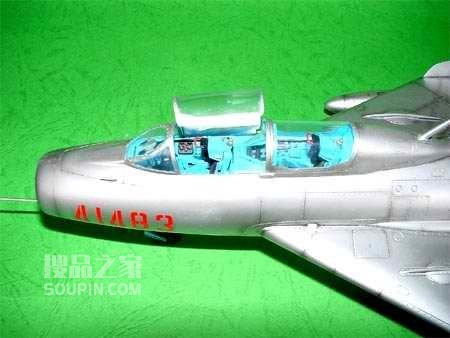 歼教-6教练机 