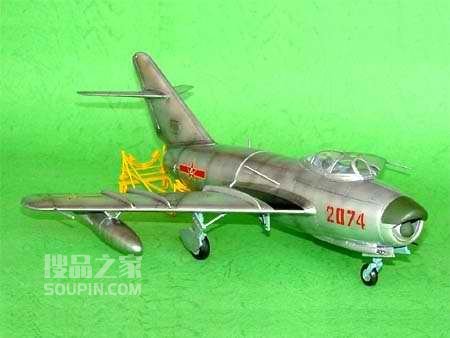 米格-17波埃夫“壁画”（歼-5甲） 
