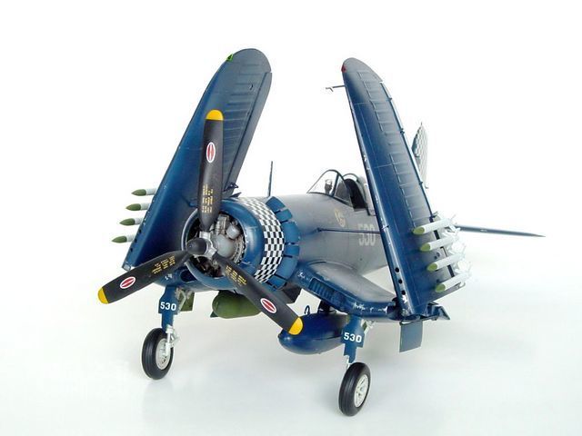 美国沃特F4U-1D海盗 
