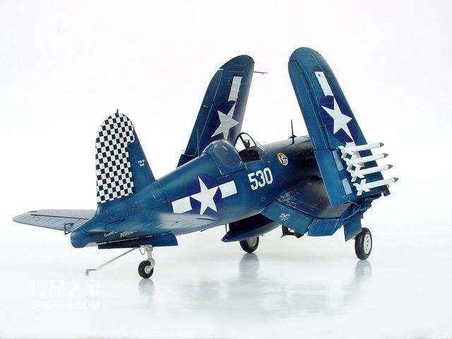 美国沃特F4U-1D海盗 