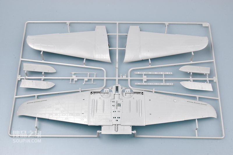 美国海军 SBD-3/4/A-24A “无畏”俯冲轰炸机 