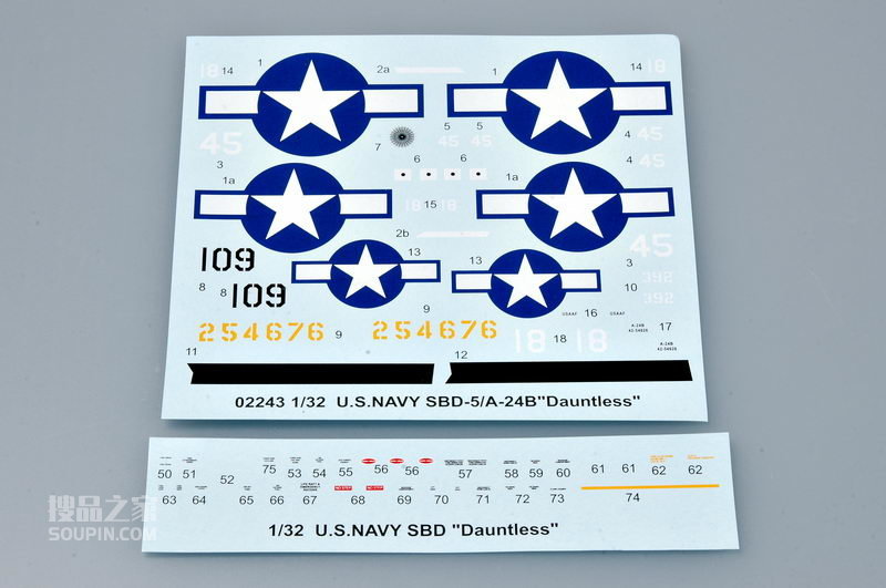 美国海军 SBD-5/A-24B “无畏”俯冲轰炸机 