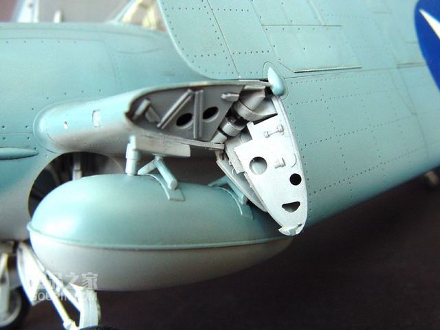 格鲁门F4F-4 “野猫” 