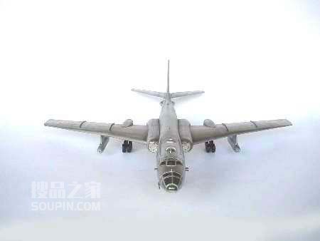 中国轰六加油机 