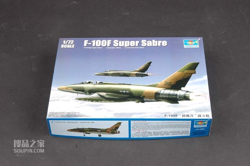 F-100F“超佩刀”战斗机 
