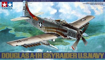   1/48 美国 A-1H“空中袭击者”攻击机