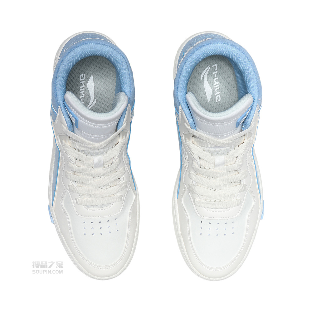 2020迪士尼 | 联名系列惟吾SUPERWAVE Mid女子中帮经典休闲鞋