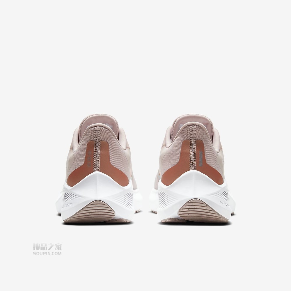 Zoom Winflo 7