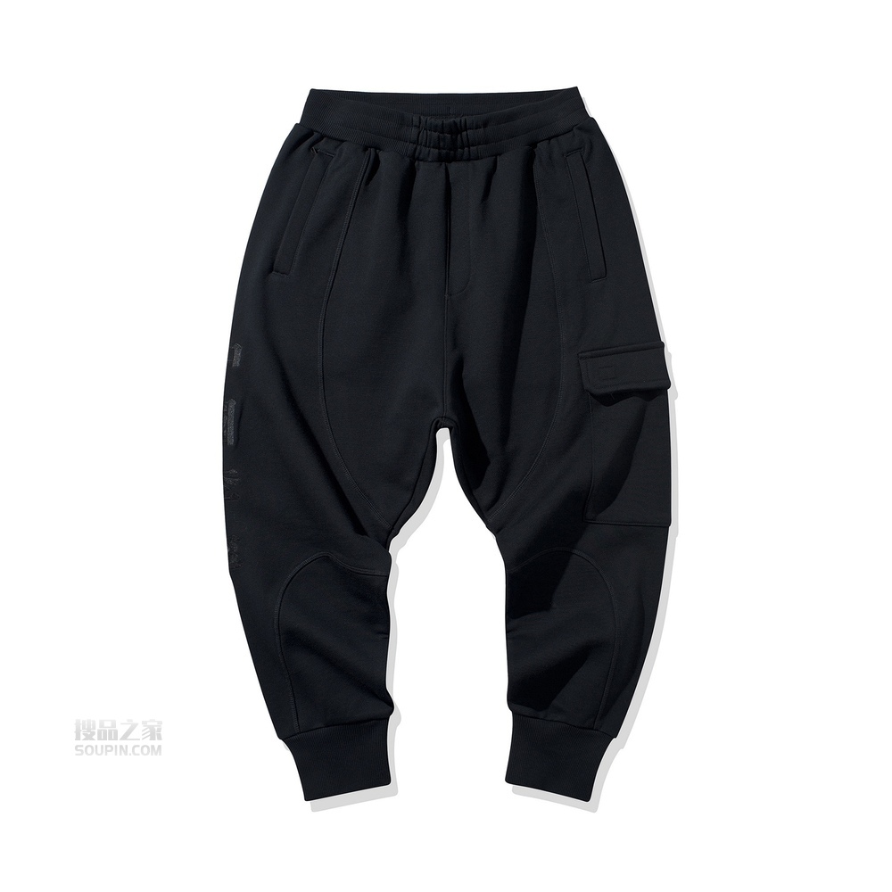 巴黎时装周中国2020春夏系列男子收口卫裤