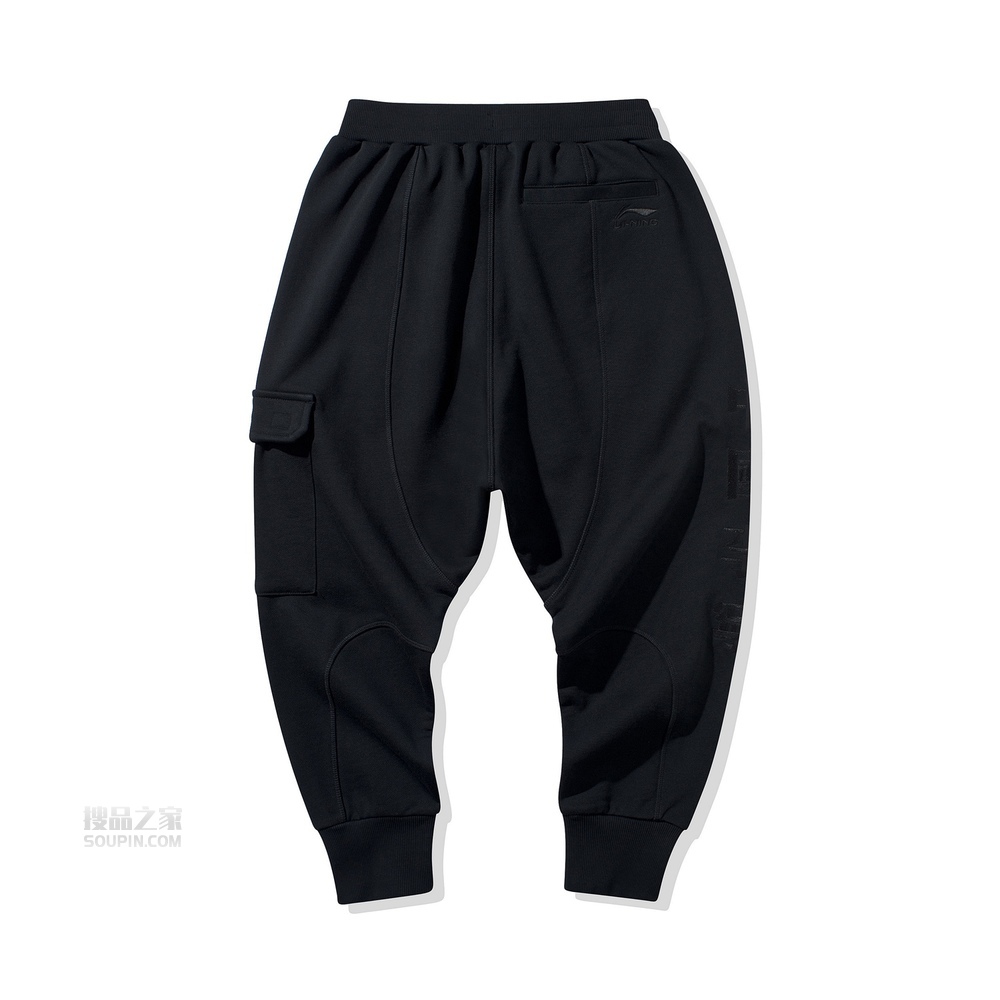 巴黎时装周中国2020春夏系列男子收口卫裤