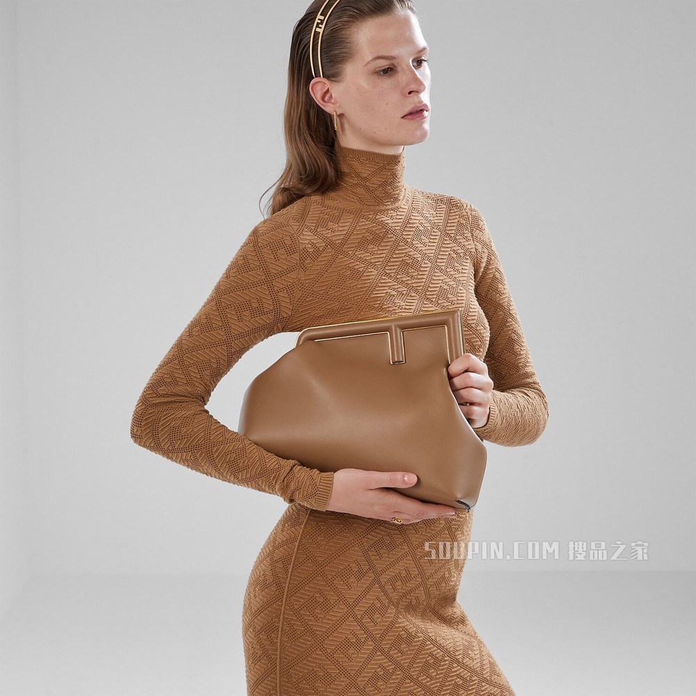 FENDI FIRST中号手袋 米色皮革手袋
