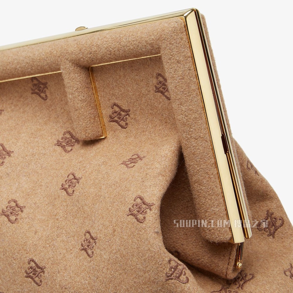 FENDI FIRST中号手袋 米色刺绣法兰绒手袋