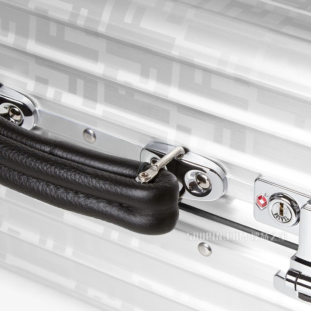 登机箱 FENDI x RIMOWA铝制拉杆箱