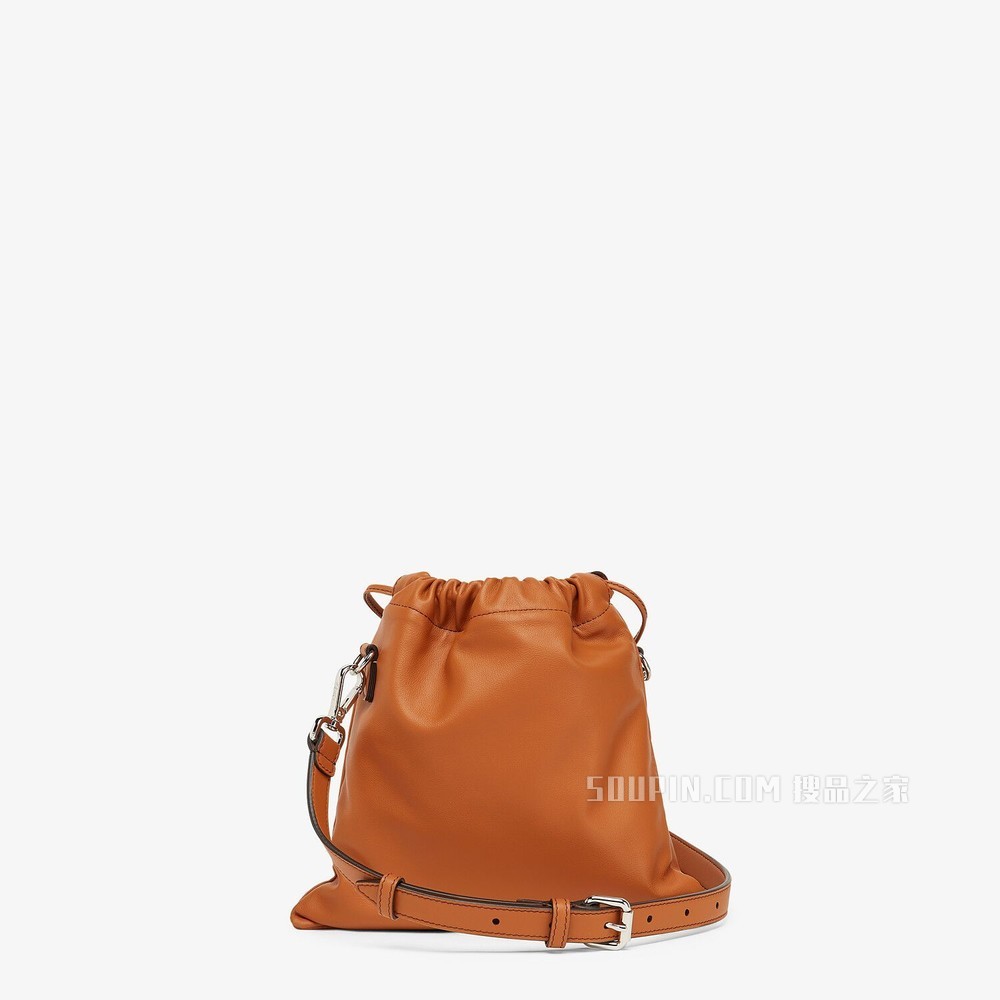 FENDI PACK小号手拿包 棕色皮革手袋