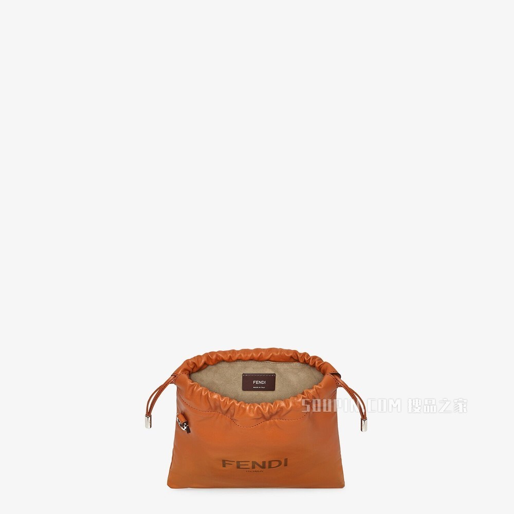 FENDI PACK小号手拿包 棕色皮革手袋