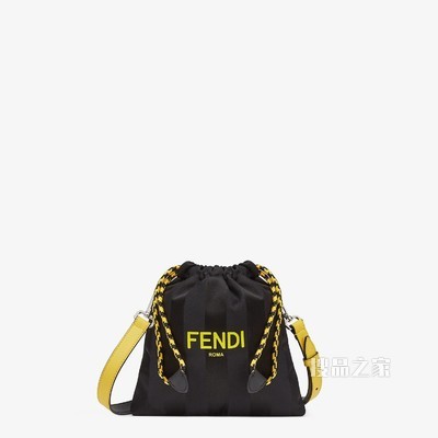 FENDI PACK小号手拿包 黑色尼龙手袋