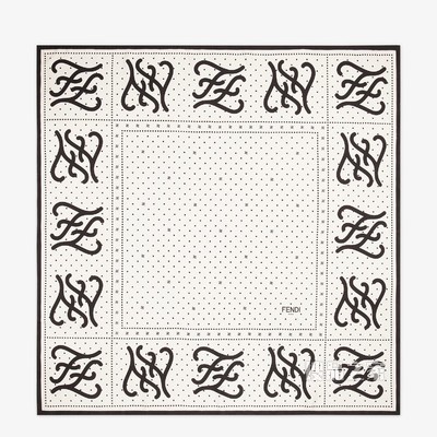 KARL围巾 白色桑蚕丝围巾