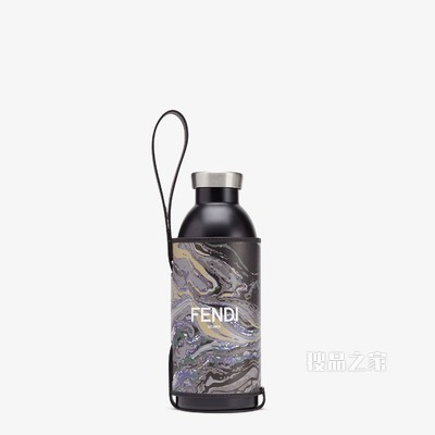 水壶 带灰色皮革套的水瓶