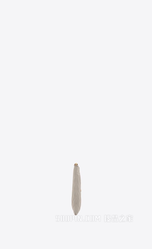 Monogram纹理绗缝皮革手拿包
