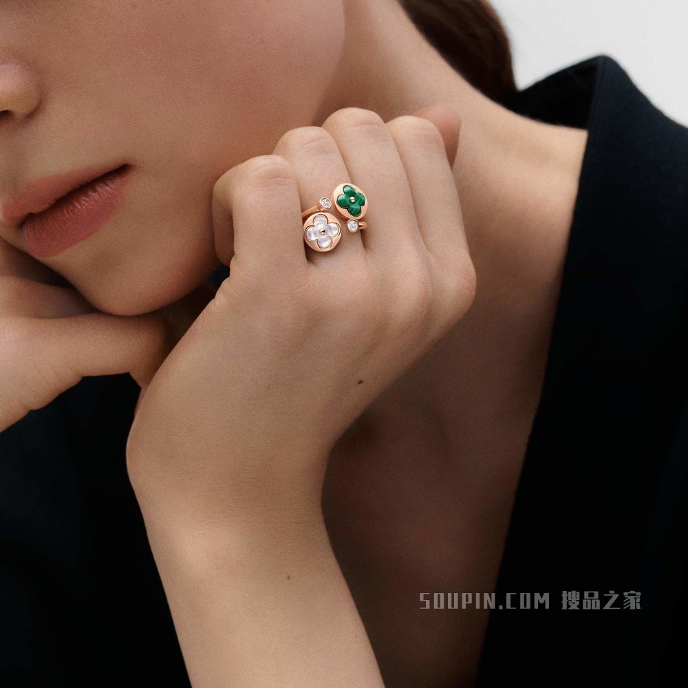 Color Blossom Mini Sun 18K金贝壳戒指