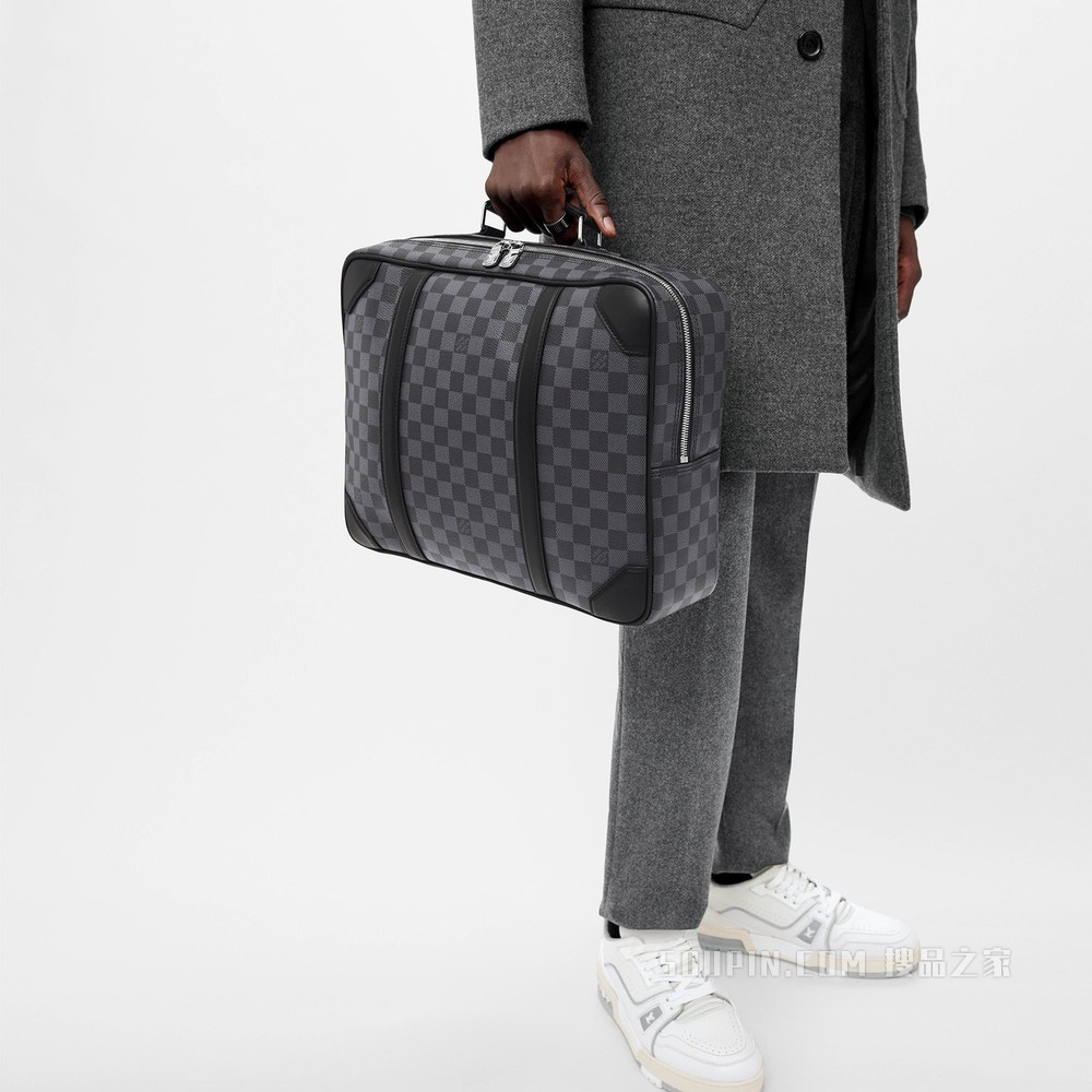 Briefcase 双肩包