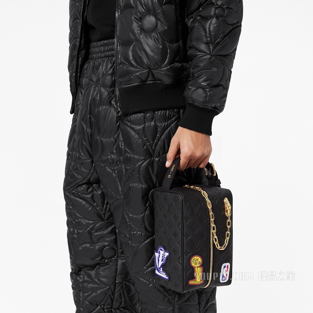 LVxNBA CLOAKROOM DOPP KIT 手拿包