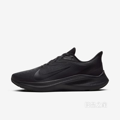 Nike Zoom Winflo 7 男子跑步鞋