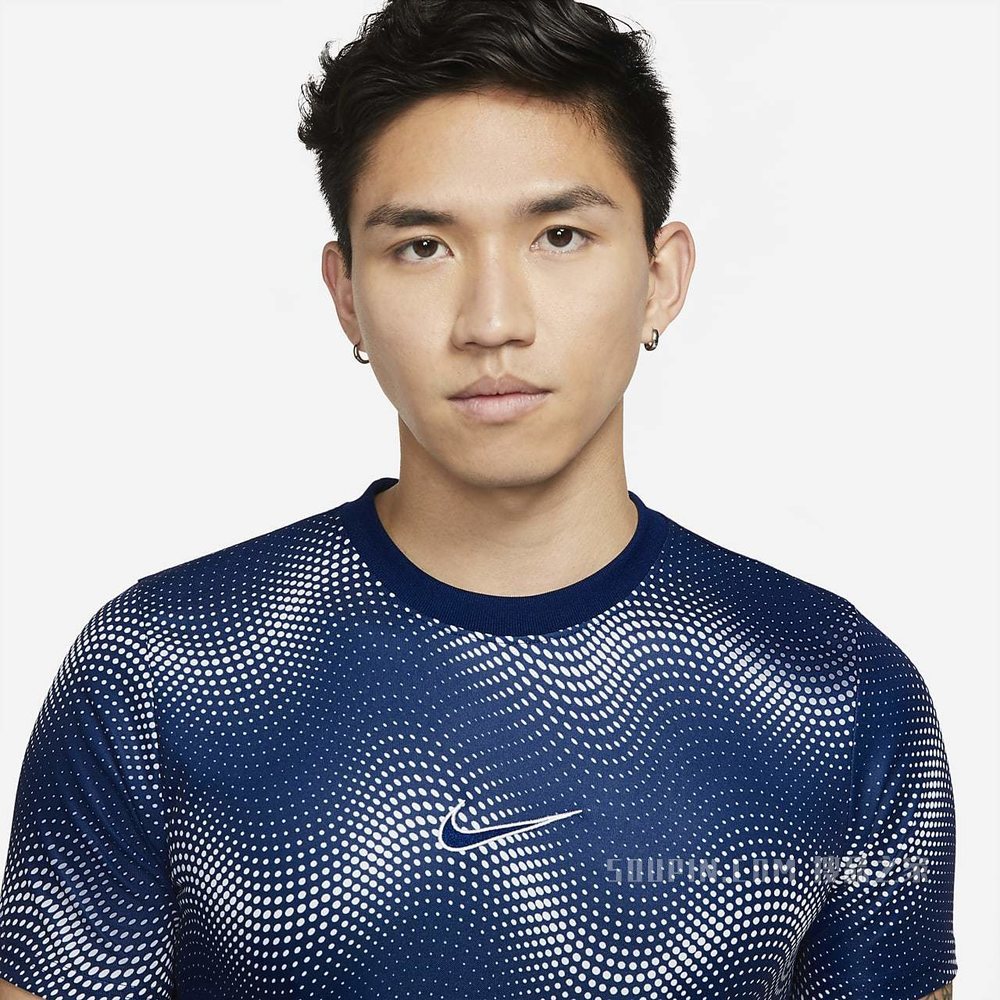 Nike Dri-FIT Academy 男子短袖足球上衣