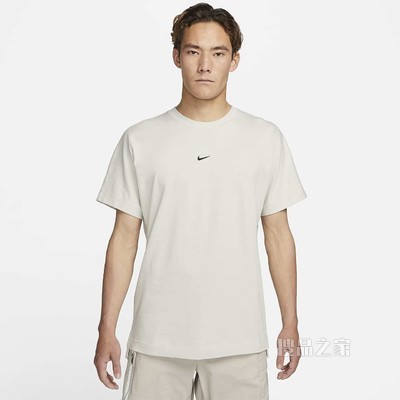 Nike Sportswear Style Essentials 男子短袖T恤