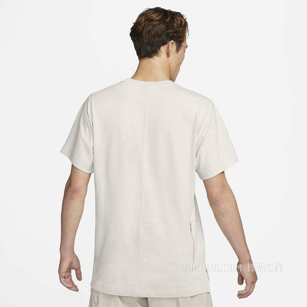 Nike Sportswear Style Essentials 男子短袖T恤