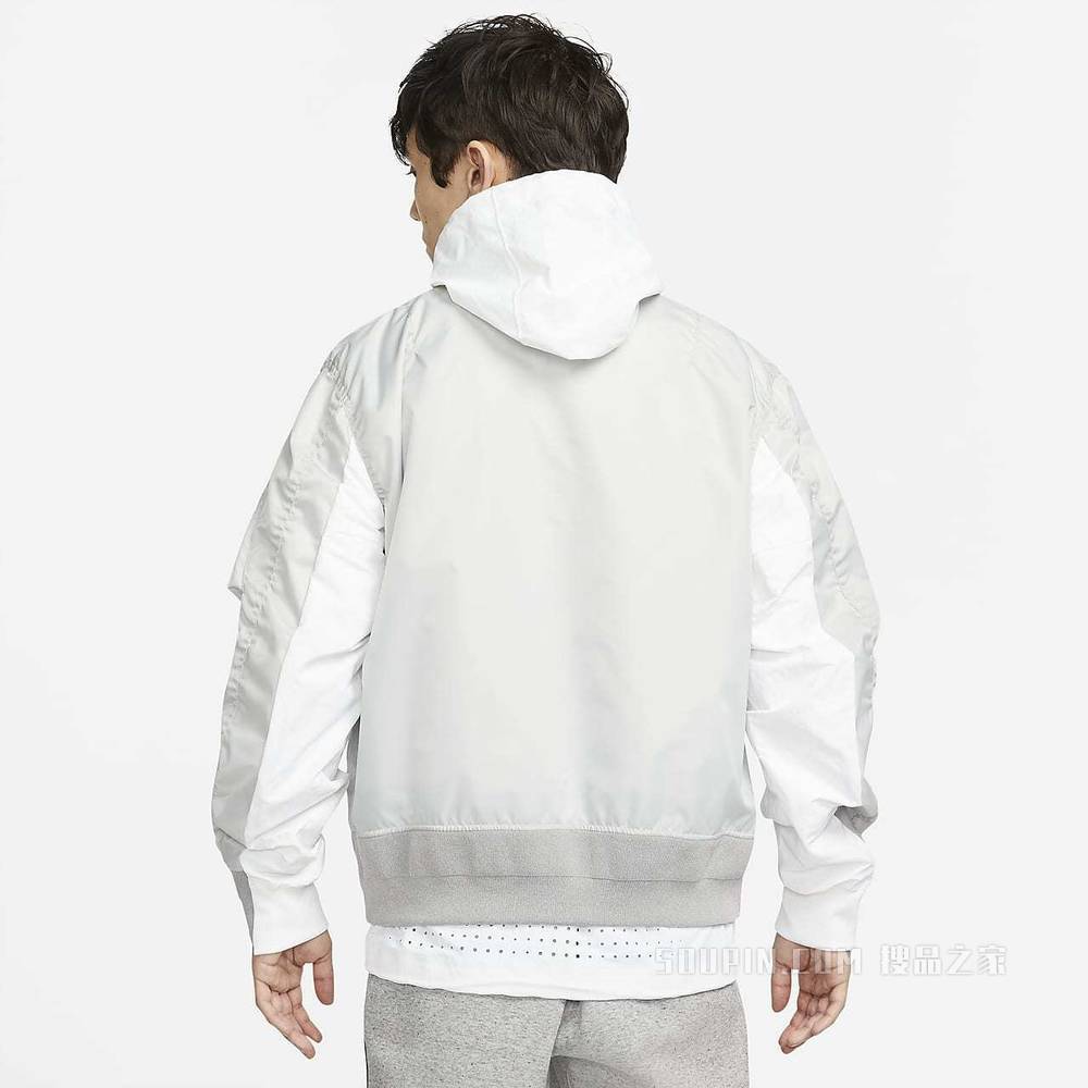 Nike x sacai 男子夹克